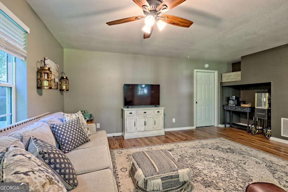 5221 Pine Crest Road Young Harris GA 30582