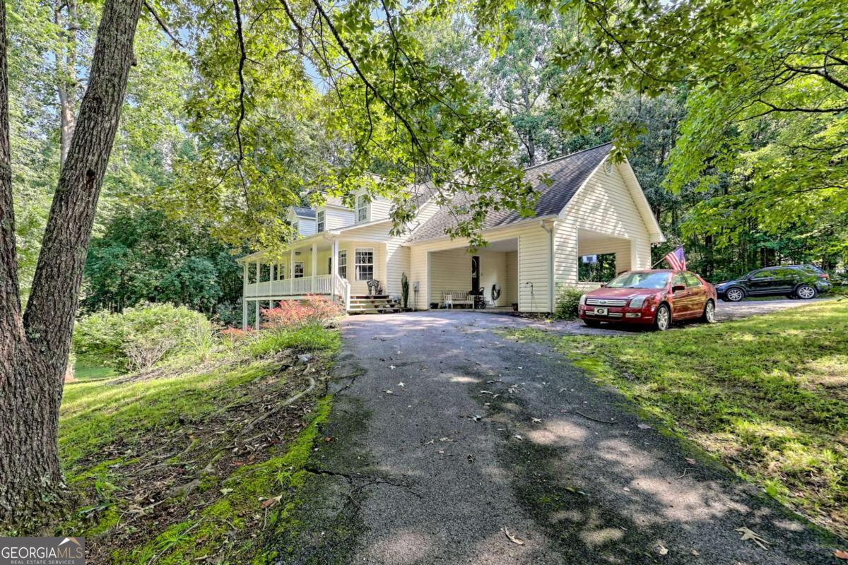 5221 Pine Crest Road Young Harris GA 30582