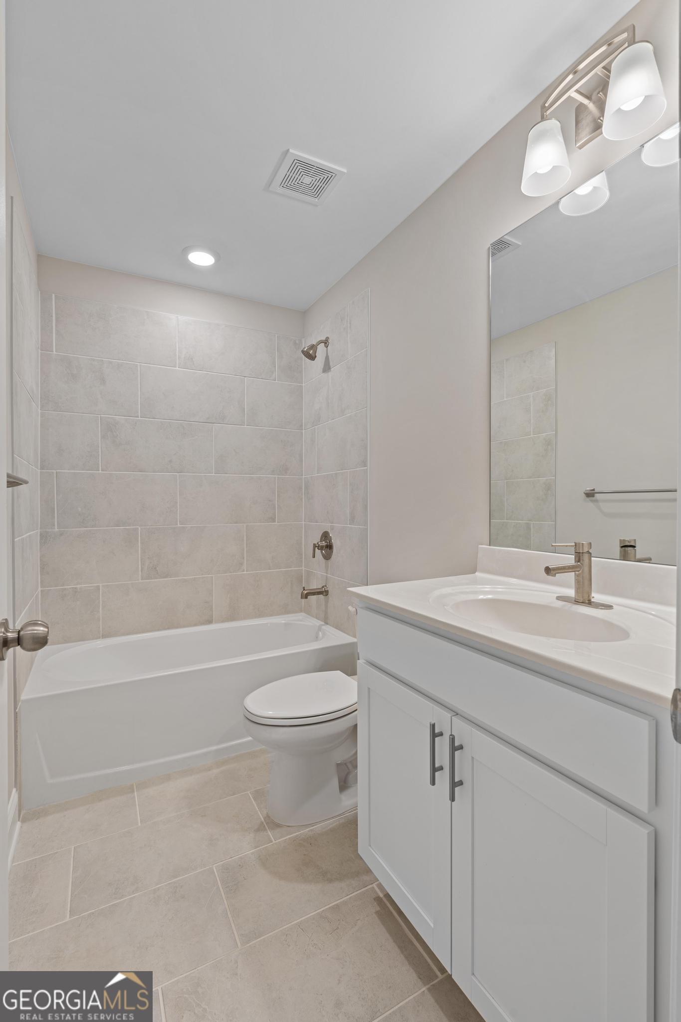 5202 Noble Oak Cove Gainesville GA 30504