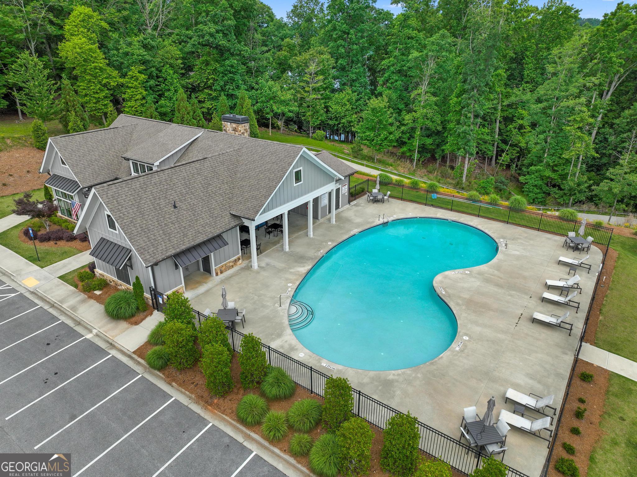 5202 Noble Oak Cove Gainesville GA 30504