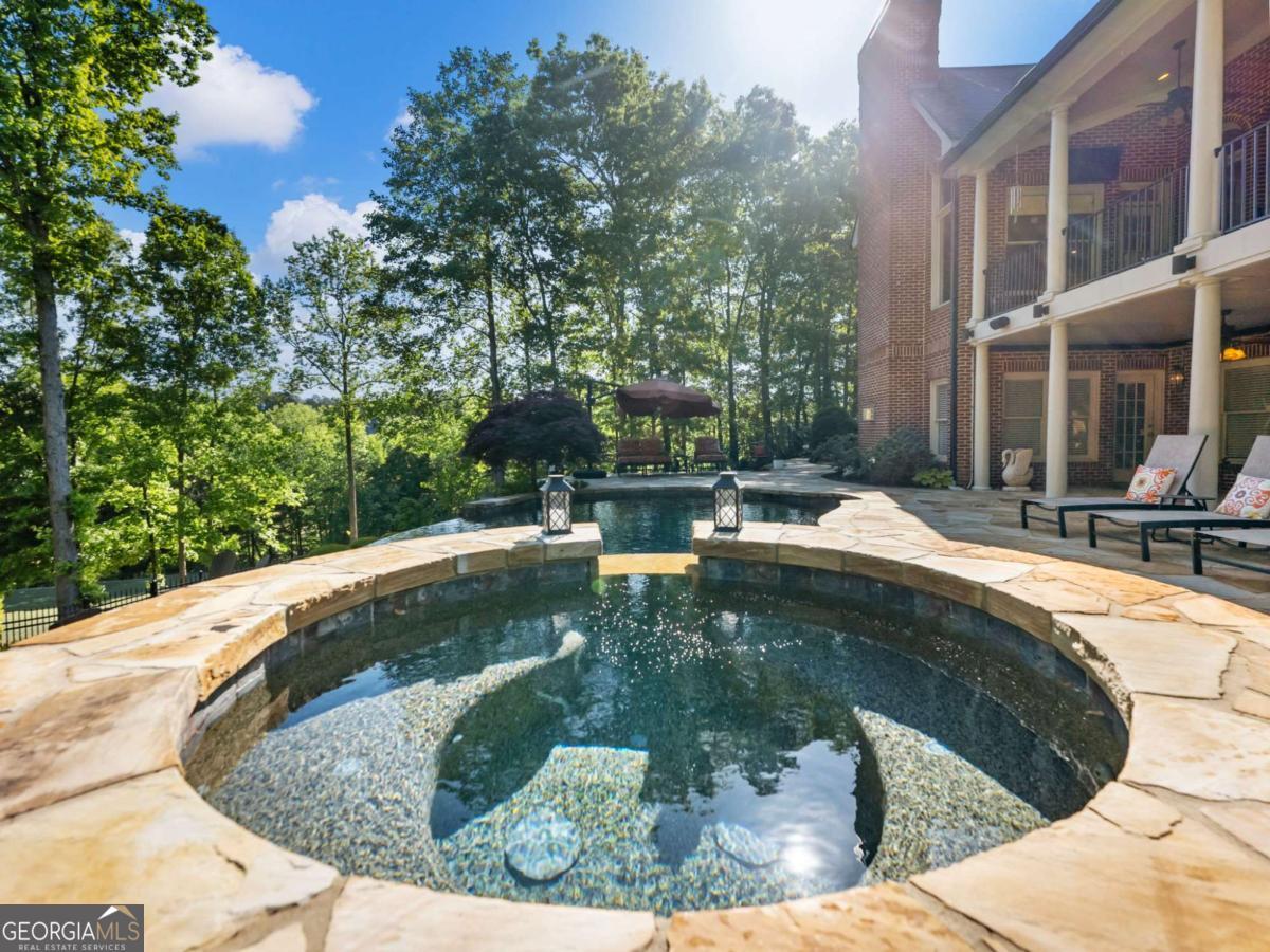 1991 Regalview Landing Dacula GA 30019