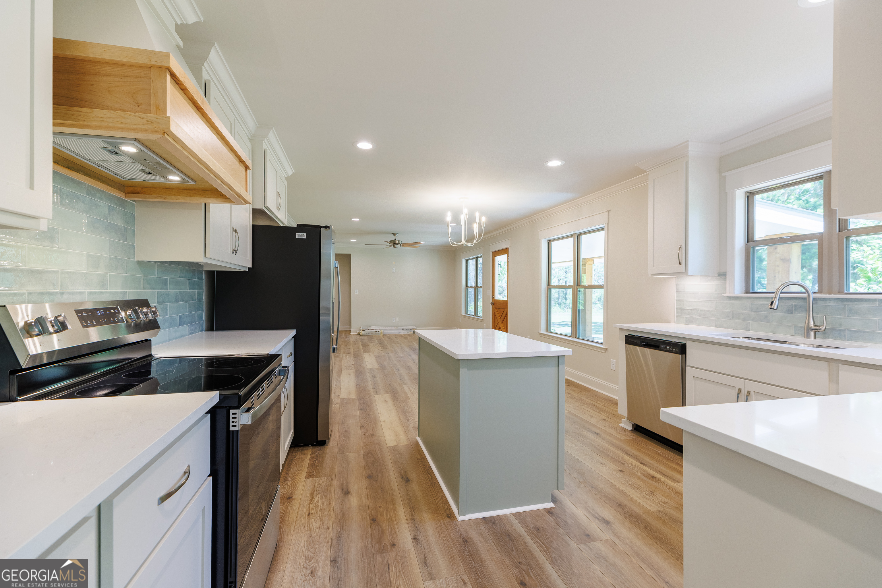 6641 Shiloh Road Hahira GA 31632