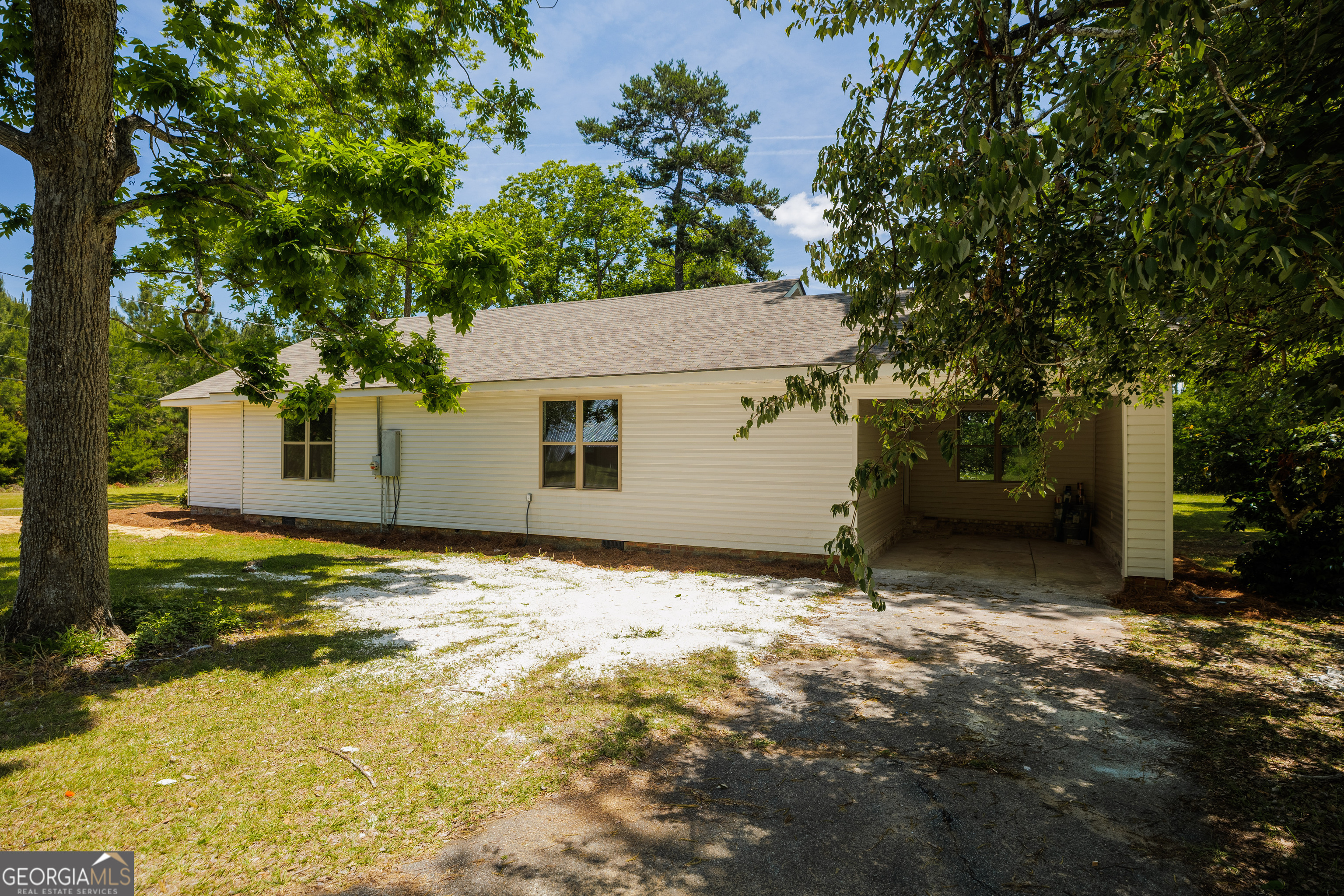 6641 Shiloh Road Hahira GA 31632