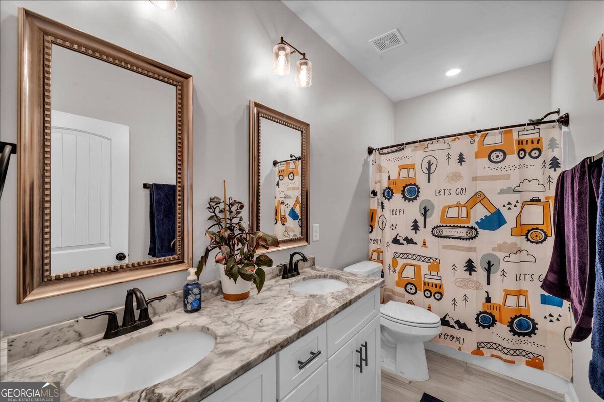 105 Rolling Meadow Way Kathleen GA 31047