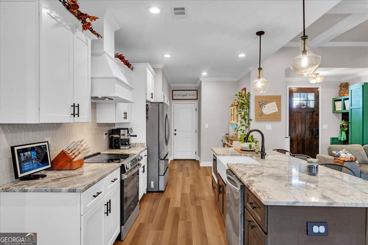 105 Rolling Meadow Way Kathleen GA 31047