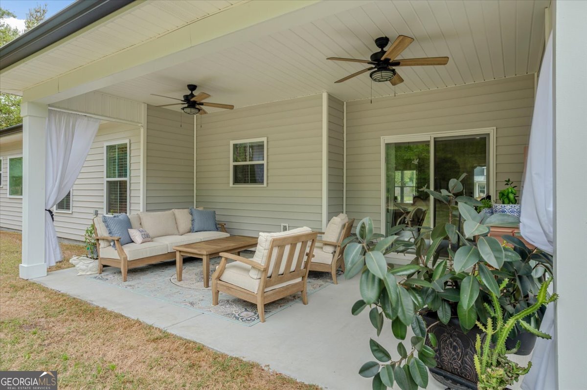 1387 Kyles Loop NE Townsend GA 31331