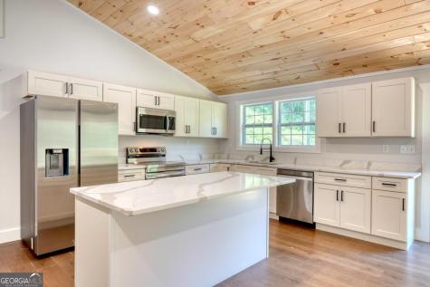 6564 Crooked Creek Road Young Harris GA 30582