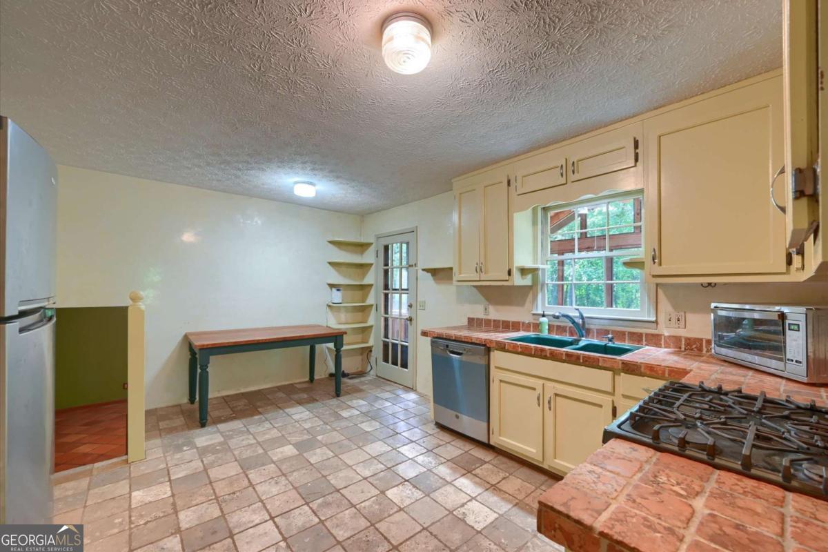 2245 Birmingham Road Alpharetta GA 30004