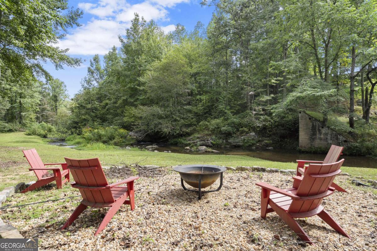 530 Burleson Road Ellijay GA 30536