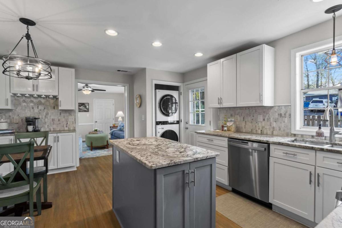 3045 Dunn Street SE Smyrna GA 30080