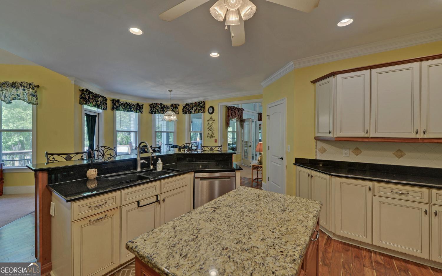 227 Capri Drive Hartwell GA 30643