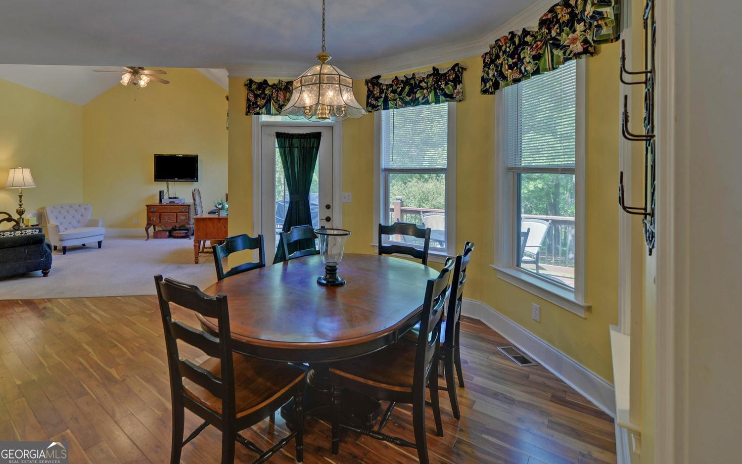 227 Capri Drive Hartwell GA 30643
