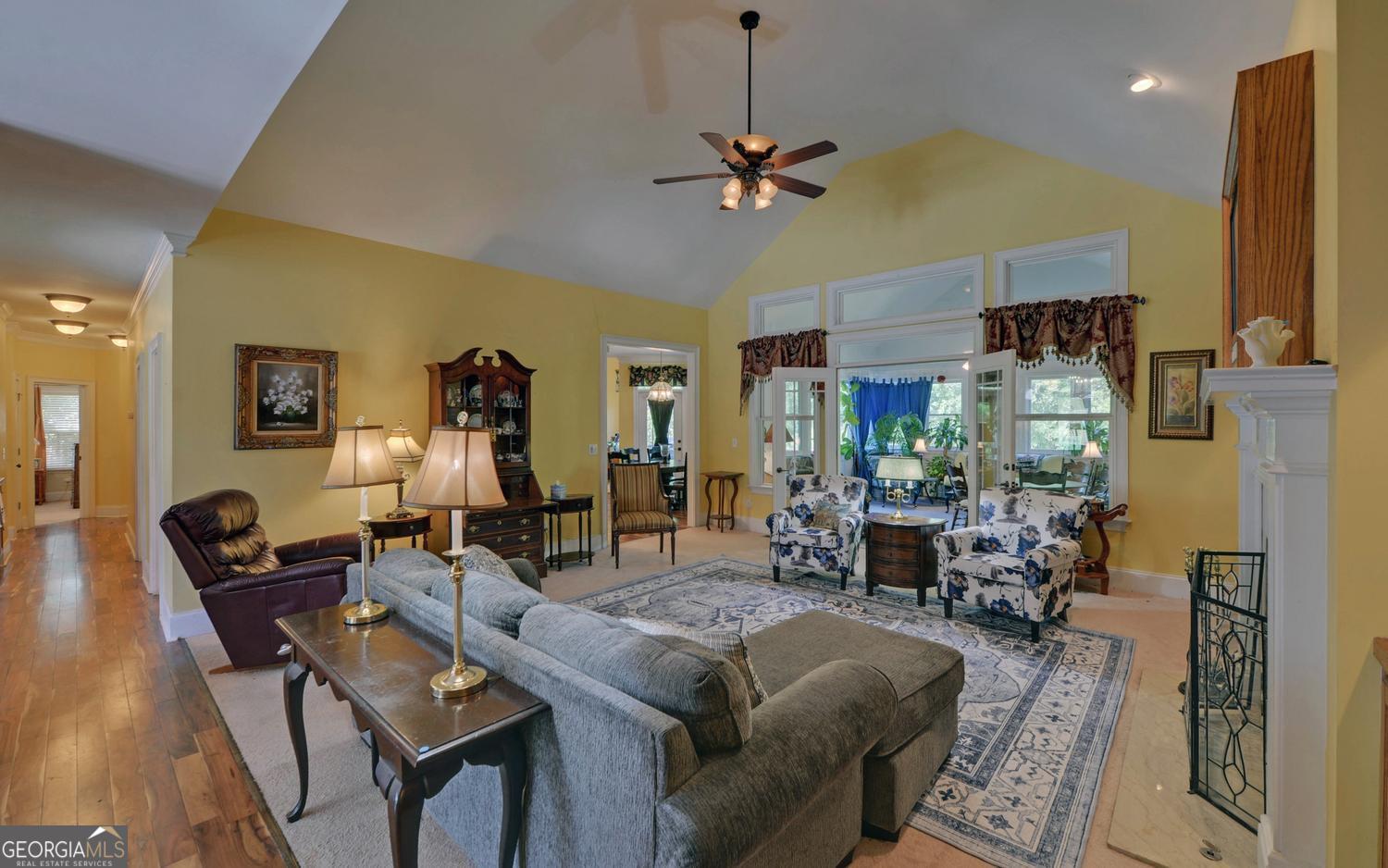 227 Capri Drive Hartwell GA 30643