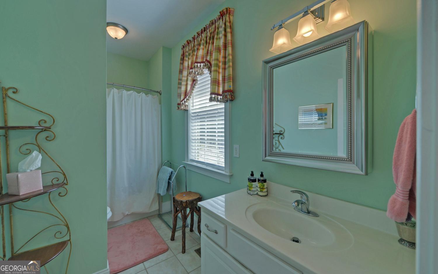 227 Capri Drive Hartwell GA 30643