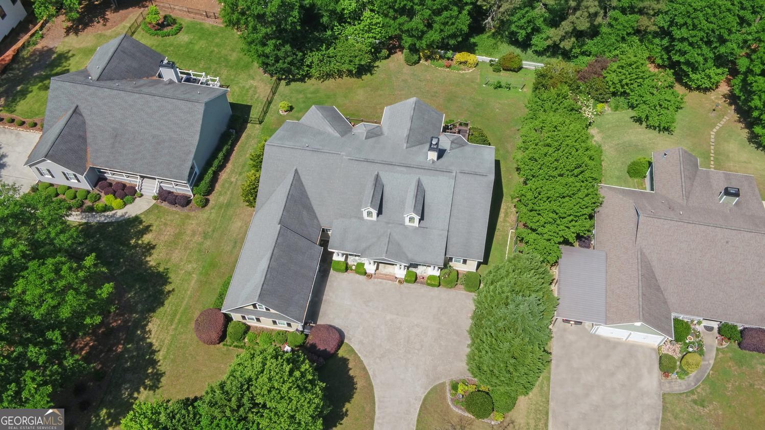 227 Capri Drive Hartwell GA 30643