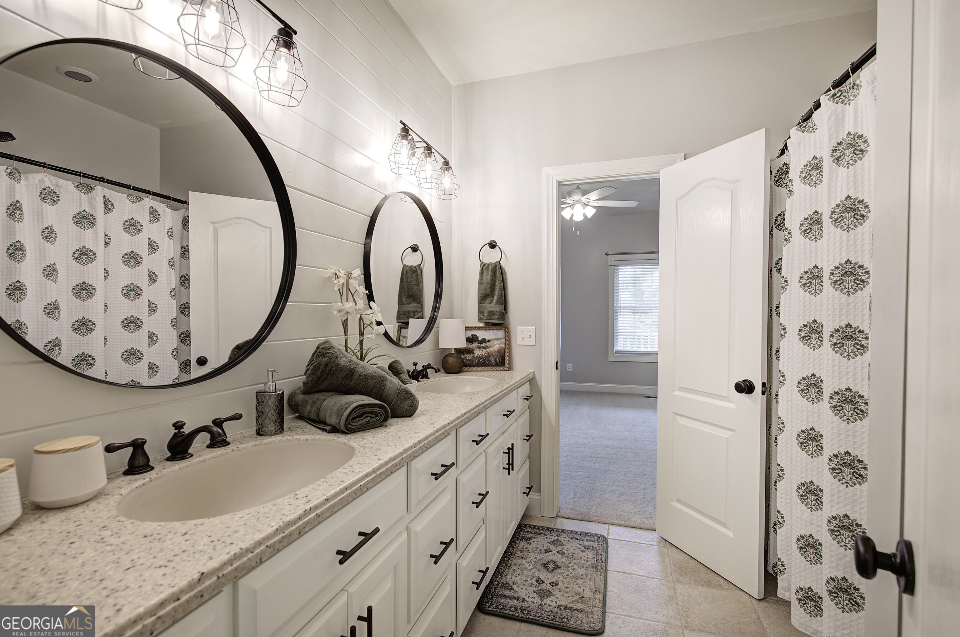 1005 Harmony Road Silver Creek GA 30173