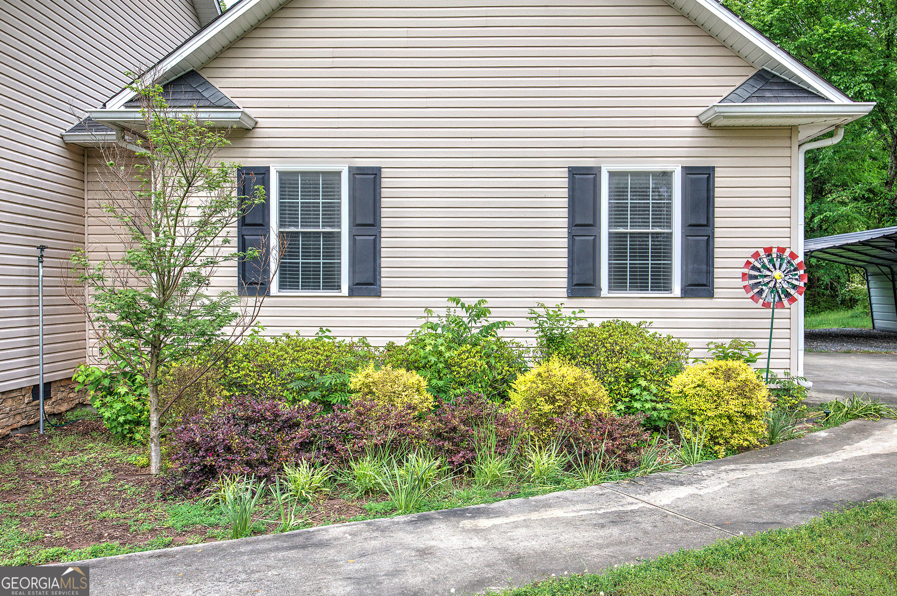 1005 Harmony Road Silver Creek GA 30173