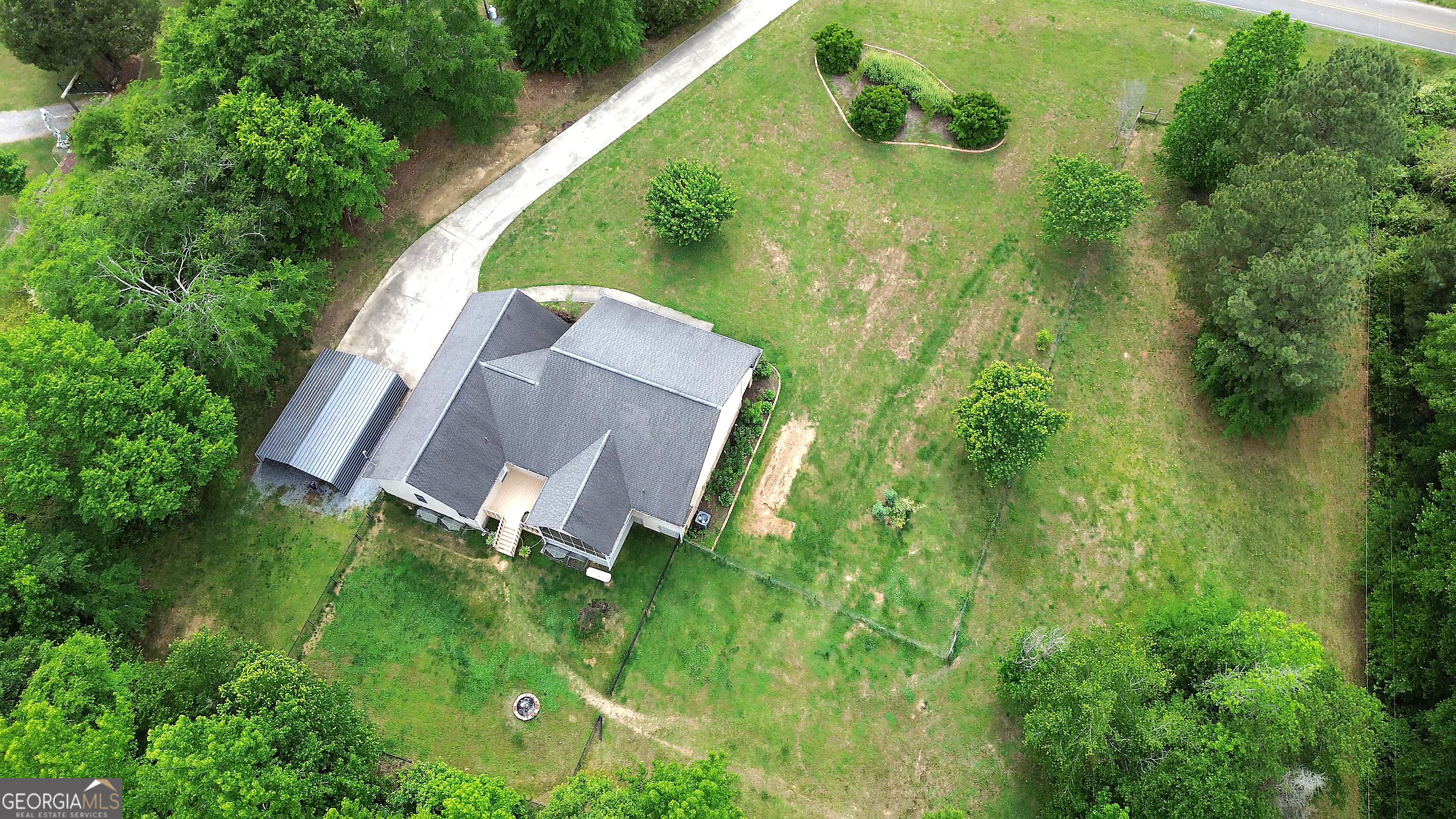 1005 Harmony Road Silver Creek GA 30173