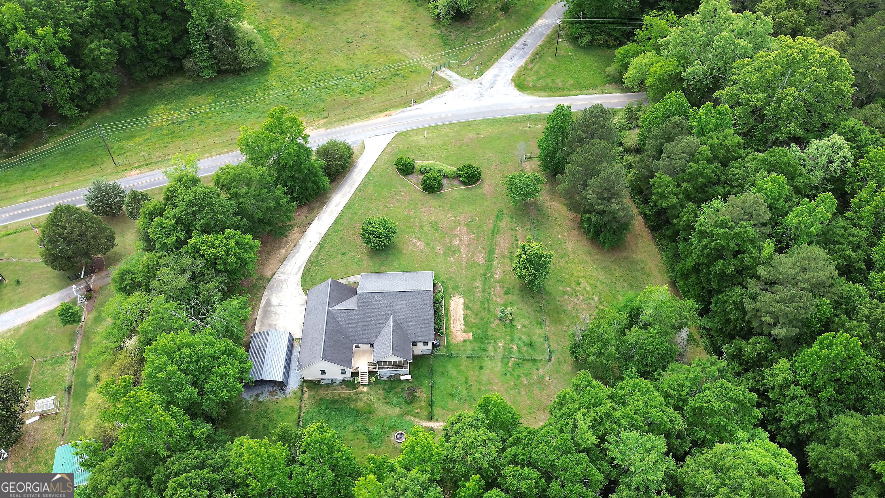 1005 Harmony Road Silver Creek GA 30173