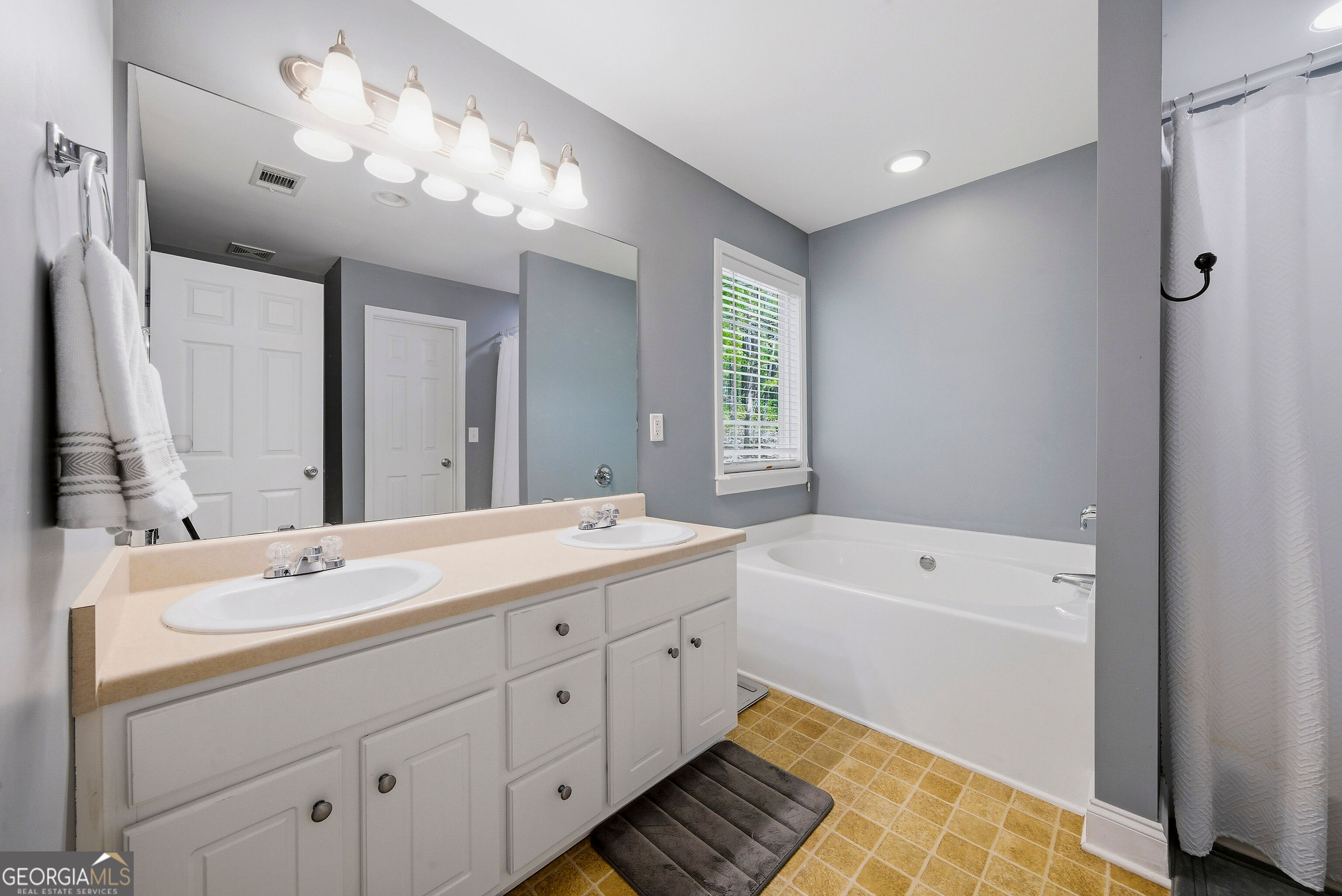 2270 Sharondale Drive Villa Rica GA 30180