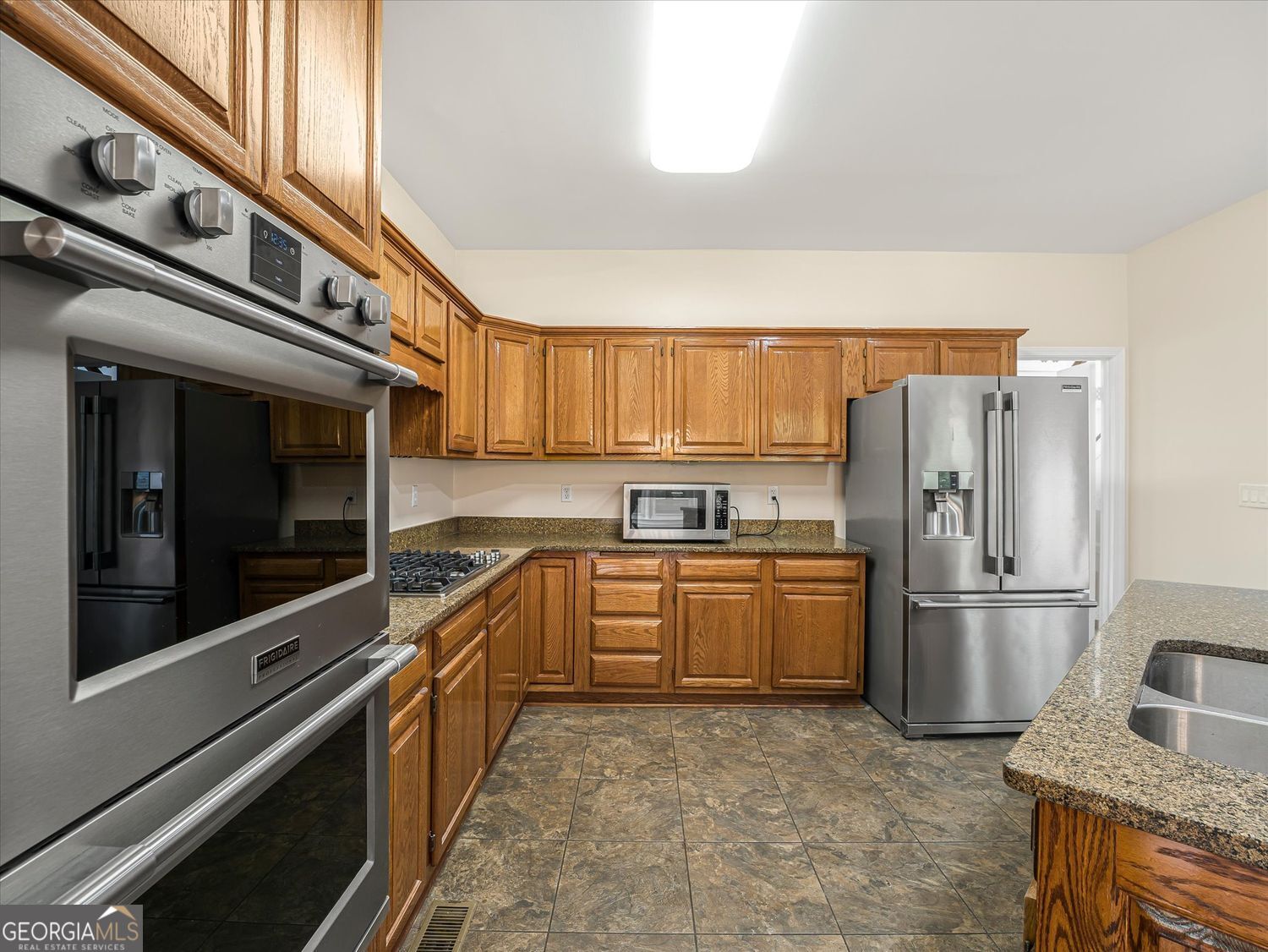 96 Southern Golf Court Fayetteville GA 30215