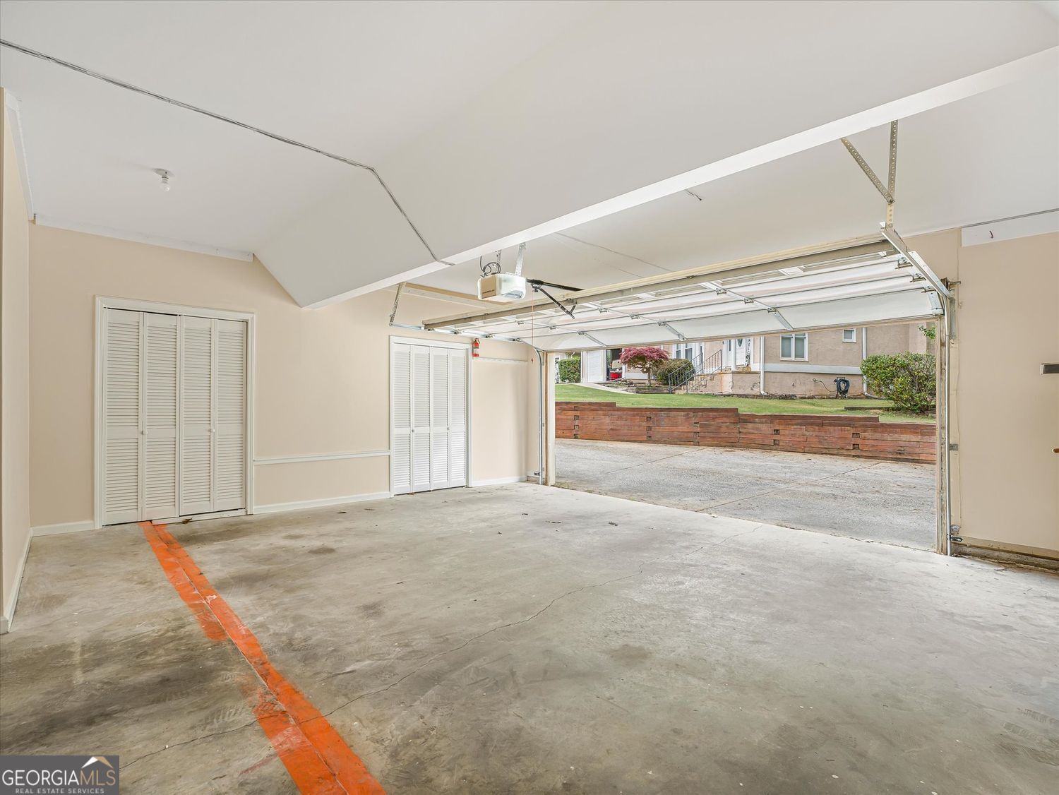 96 Southern Golf Court Fayetteville GA 30215