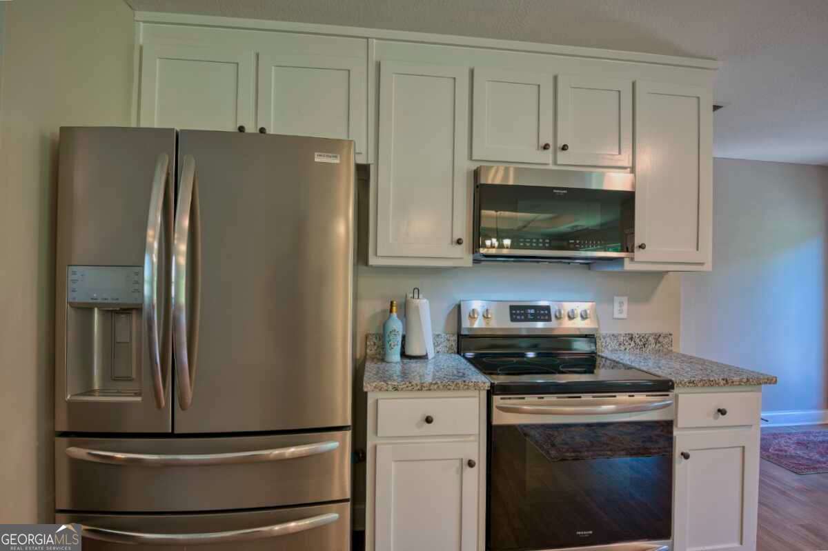 186 Kinsley Way Statham GA 30666