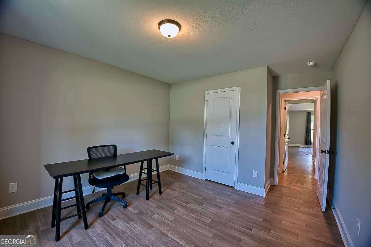 186 Kinsley Way Statham GA 30666