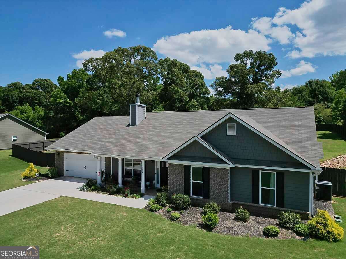 186 Kinsley Way Statham GA 30666
