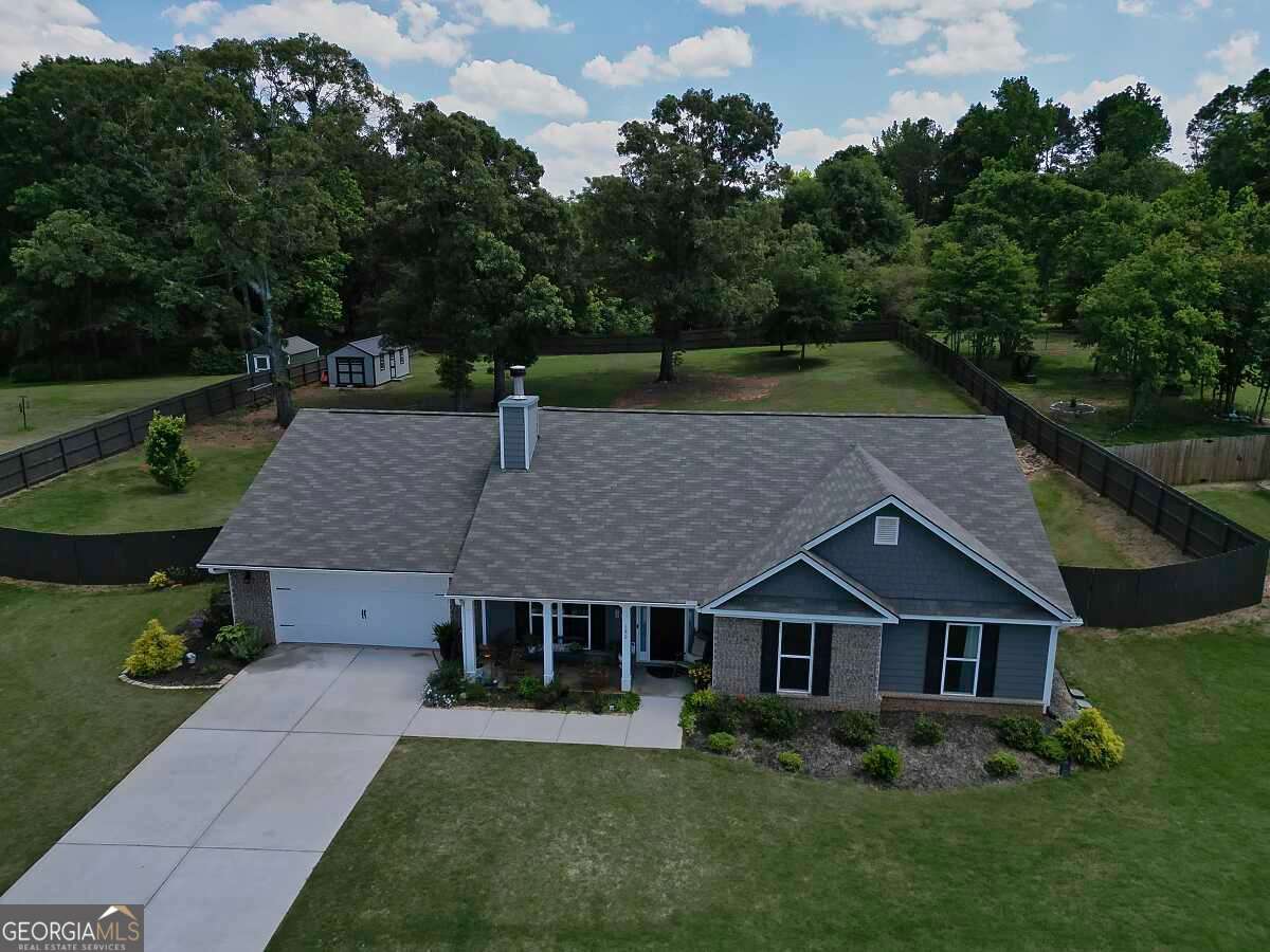 186 Kinsley Way Statham GA 30666