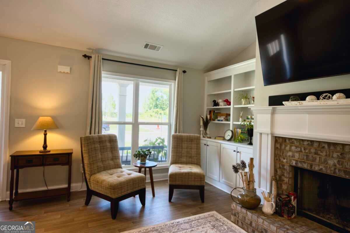 186 Kinsley Way Statham GA 30666