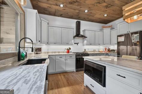 60 Hiles Hatch Lane Blue Ridge GA 30513