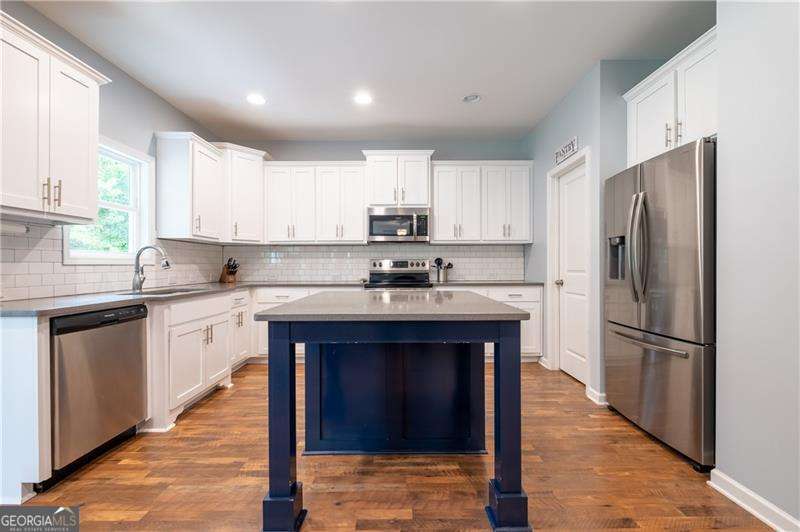 719 Fairview Road Brooks GA 30205