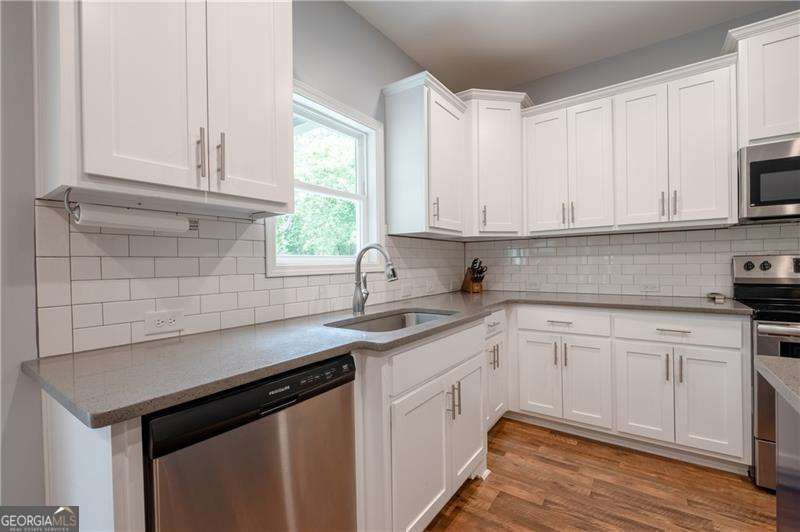 719 Fairview Road Brooks GA 30205