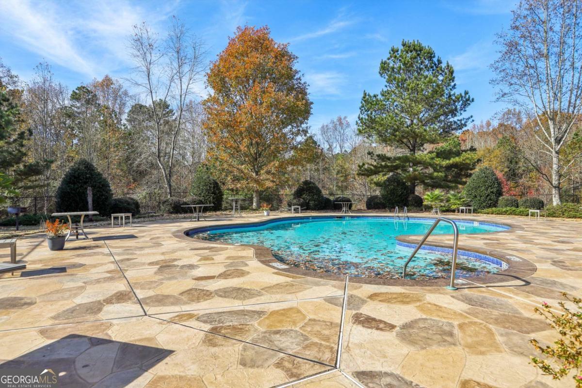 1465 Queens Lane Alpharetta GA 30004
