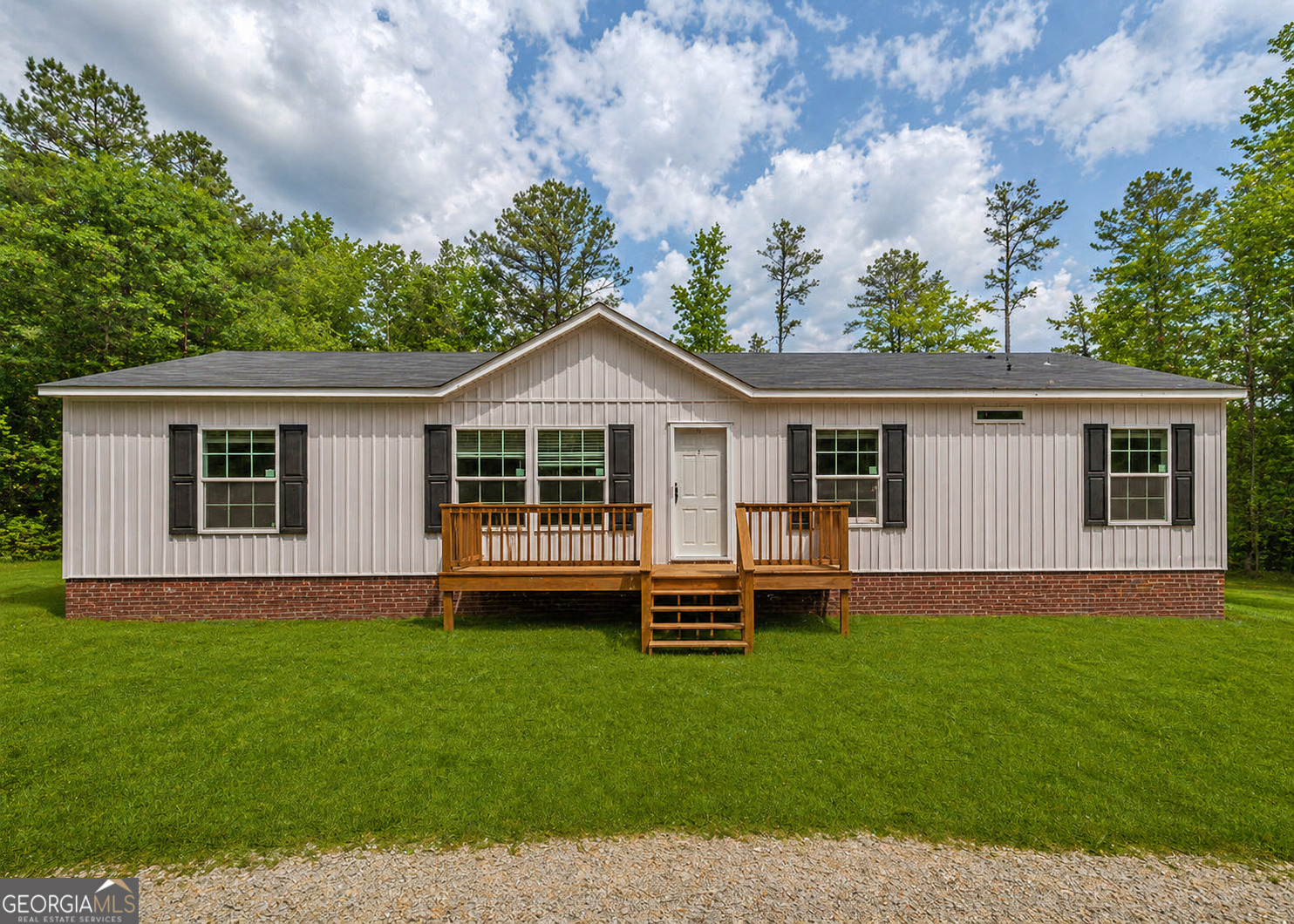 14 Sartain Drive Commerce GA 30530