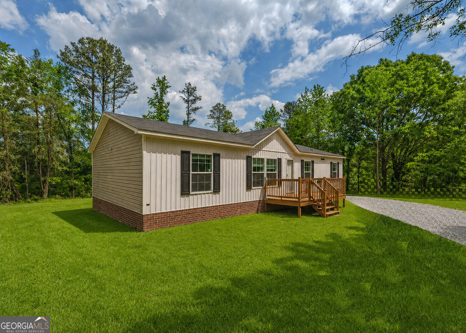 14 Sartain Drive Commerce GA 30530