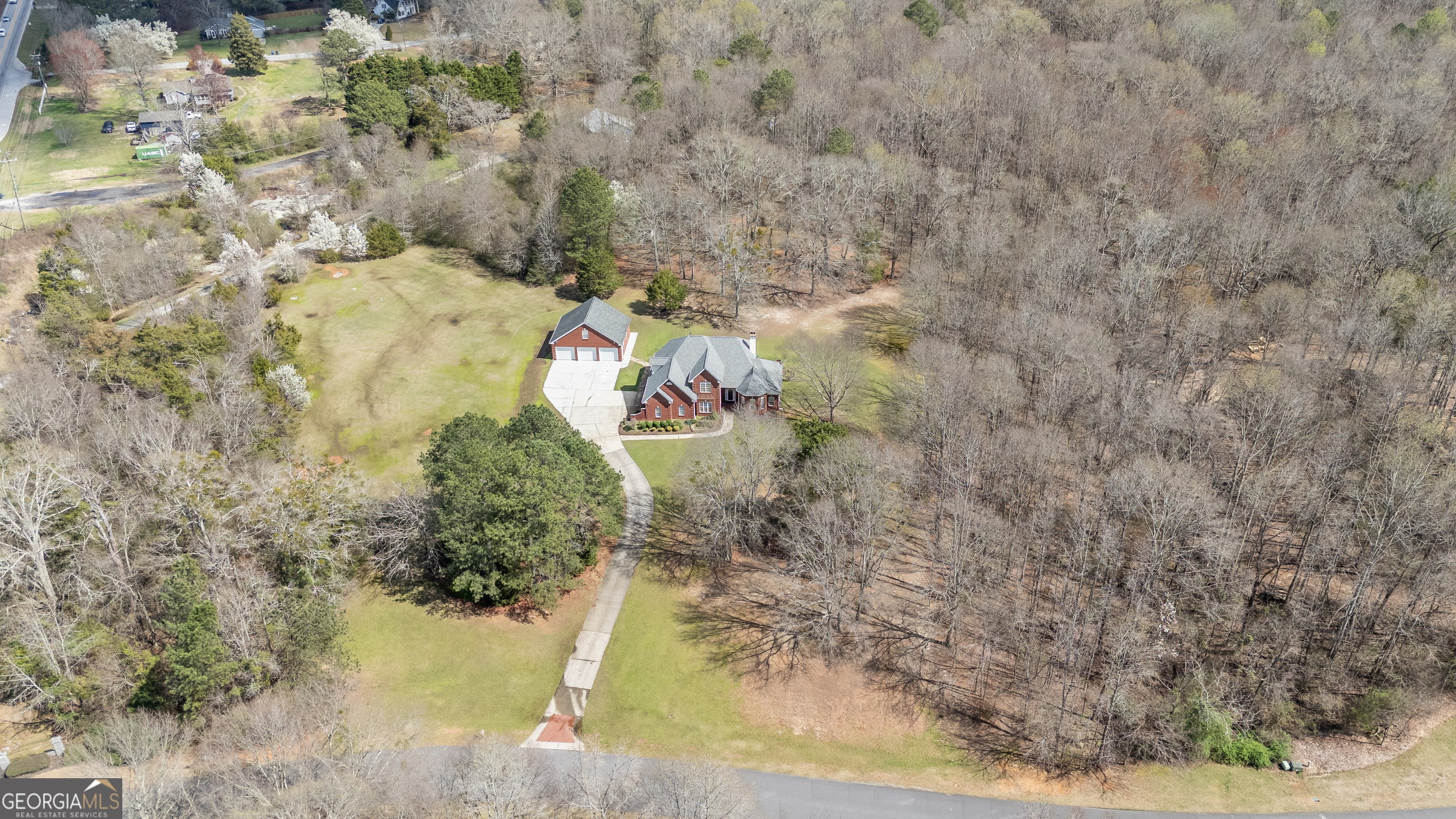 2101 NE Indian Shoals Drive Loganville GA 30052