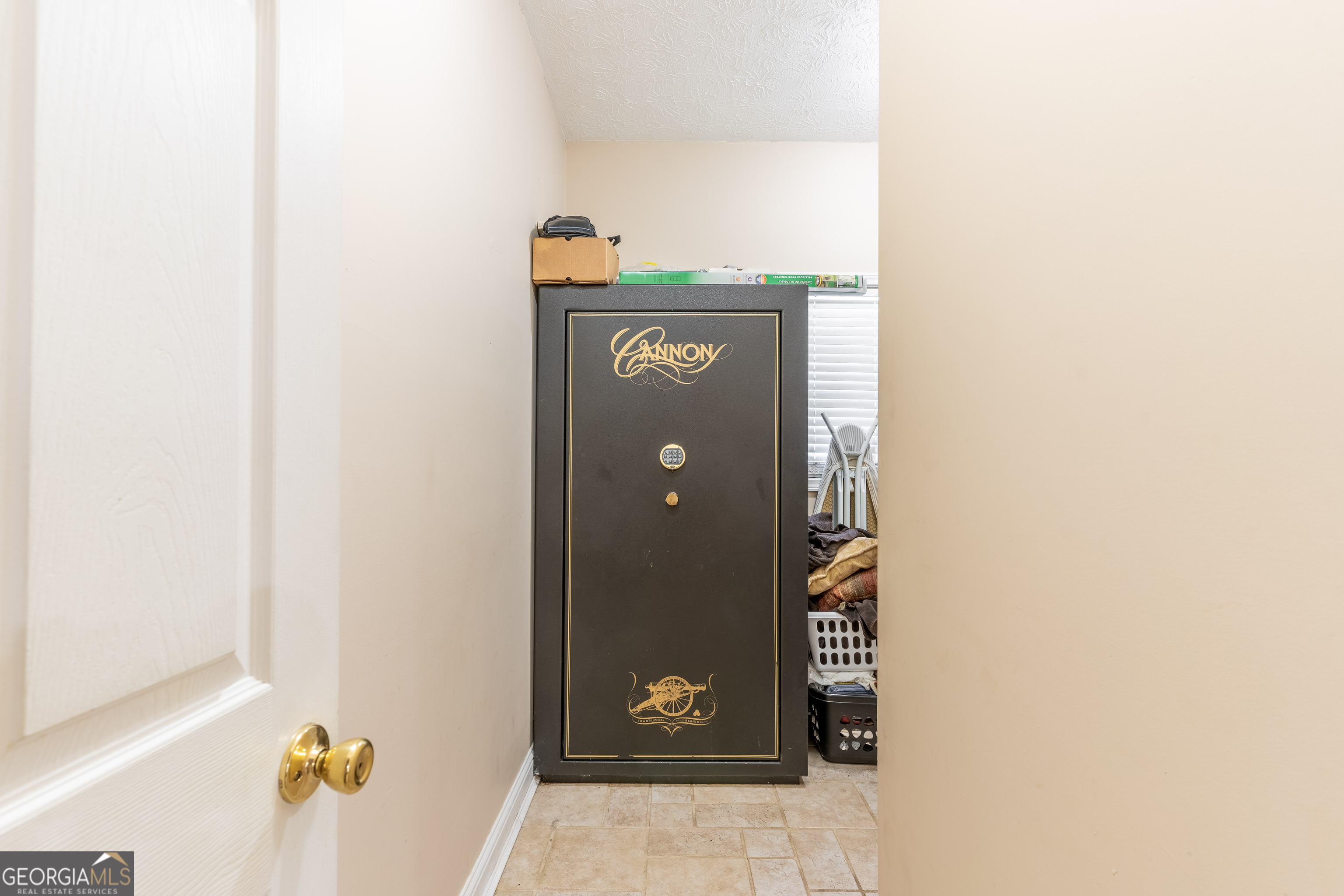 2101 NE Indian Shoals Drive Loganville GA 30052