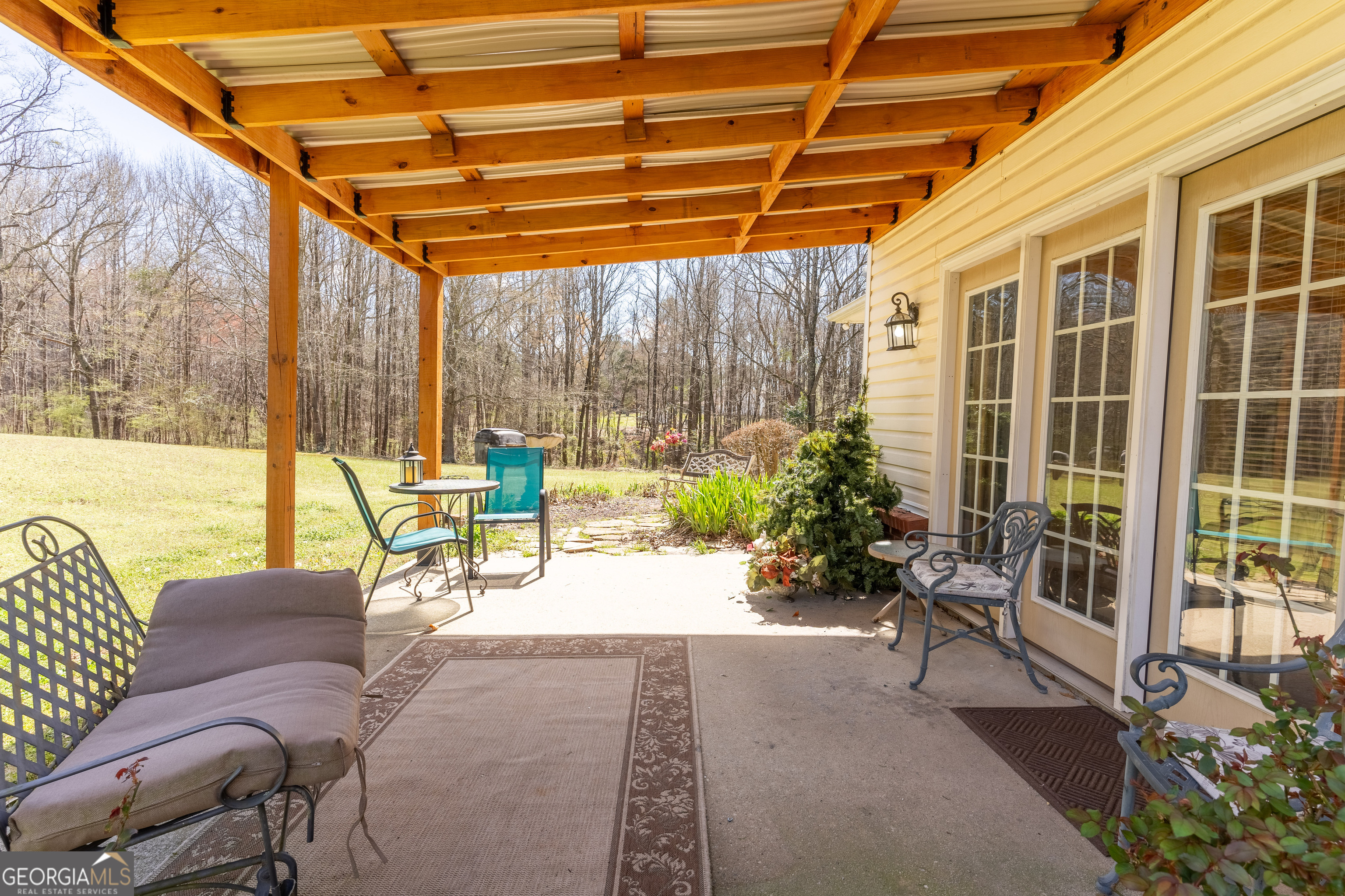 2101 NE Indian Shoals Drive Loganville GA 30052