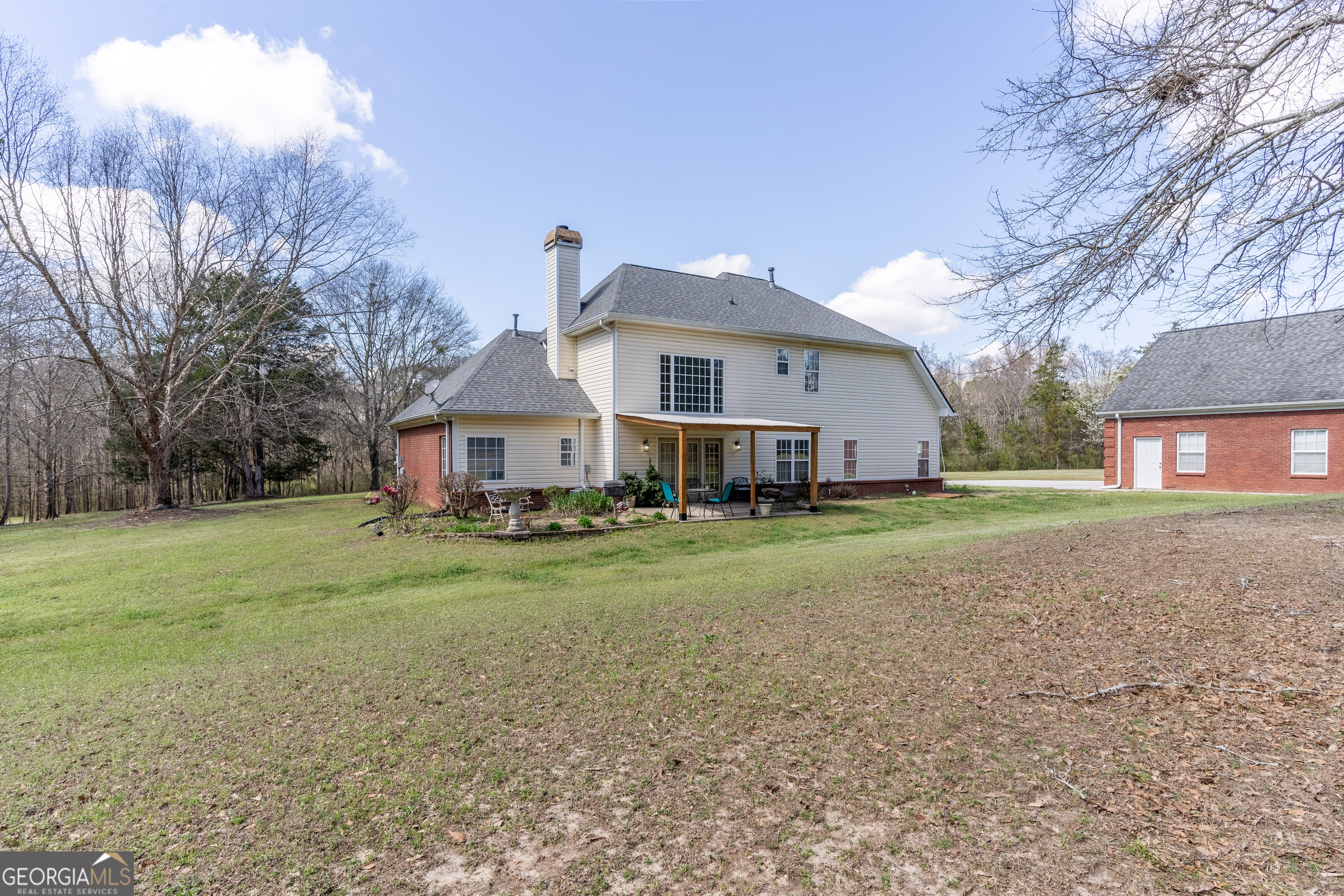 2101 NE Indian Shoals Drive Loganville GA 30052