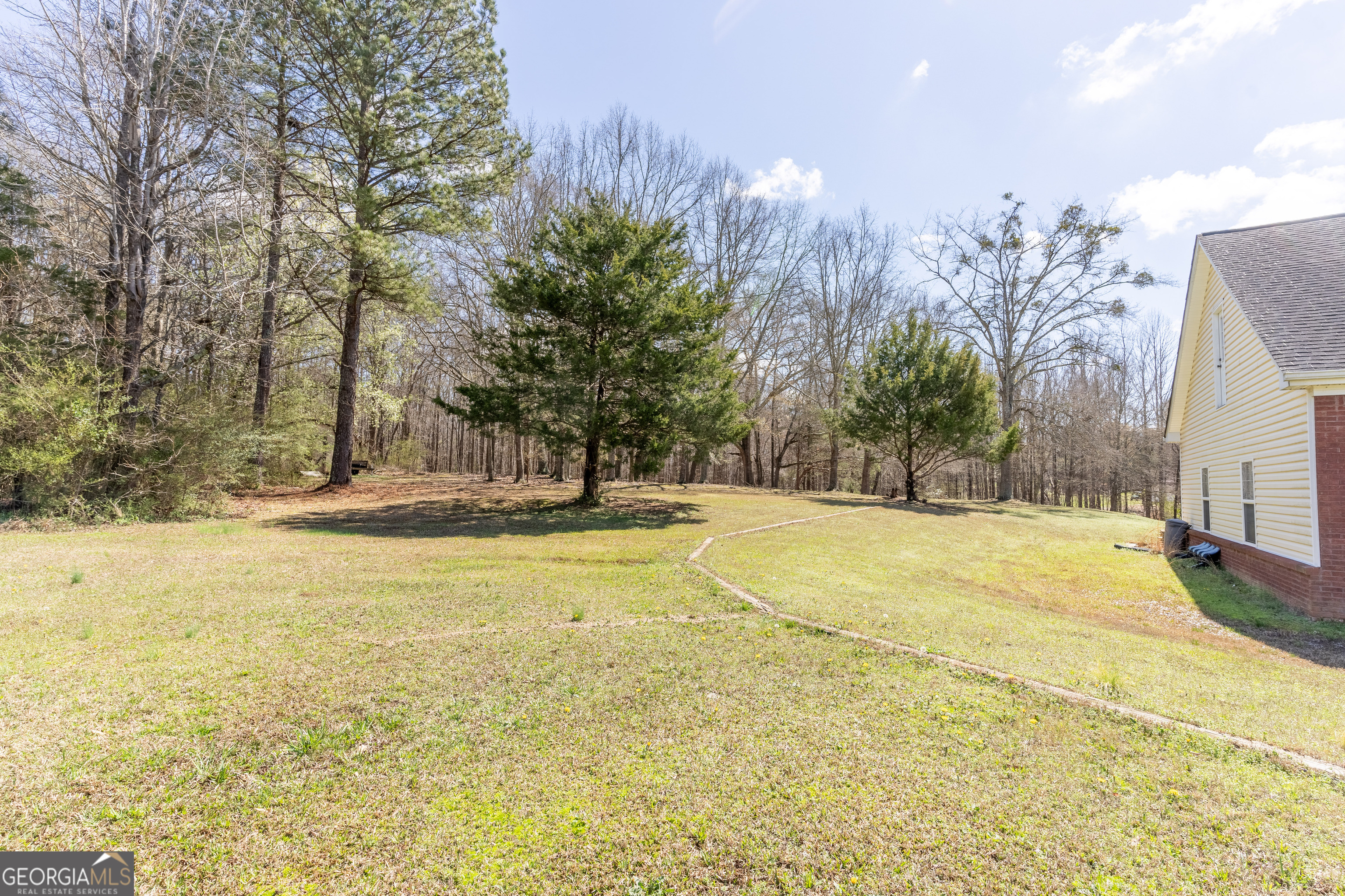 2101 NE Indian Shoals Drive Loganville GA 30052