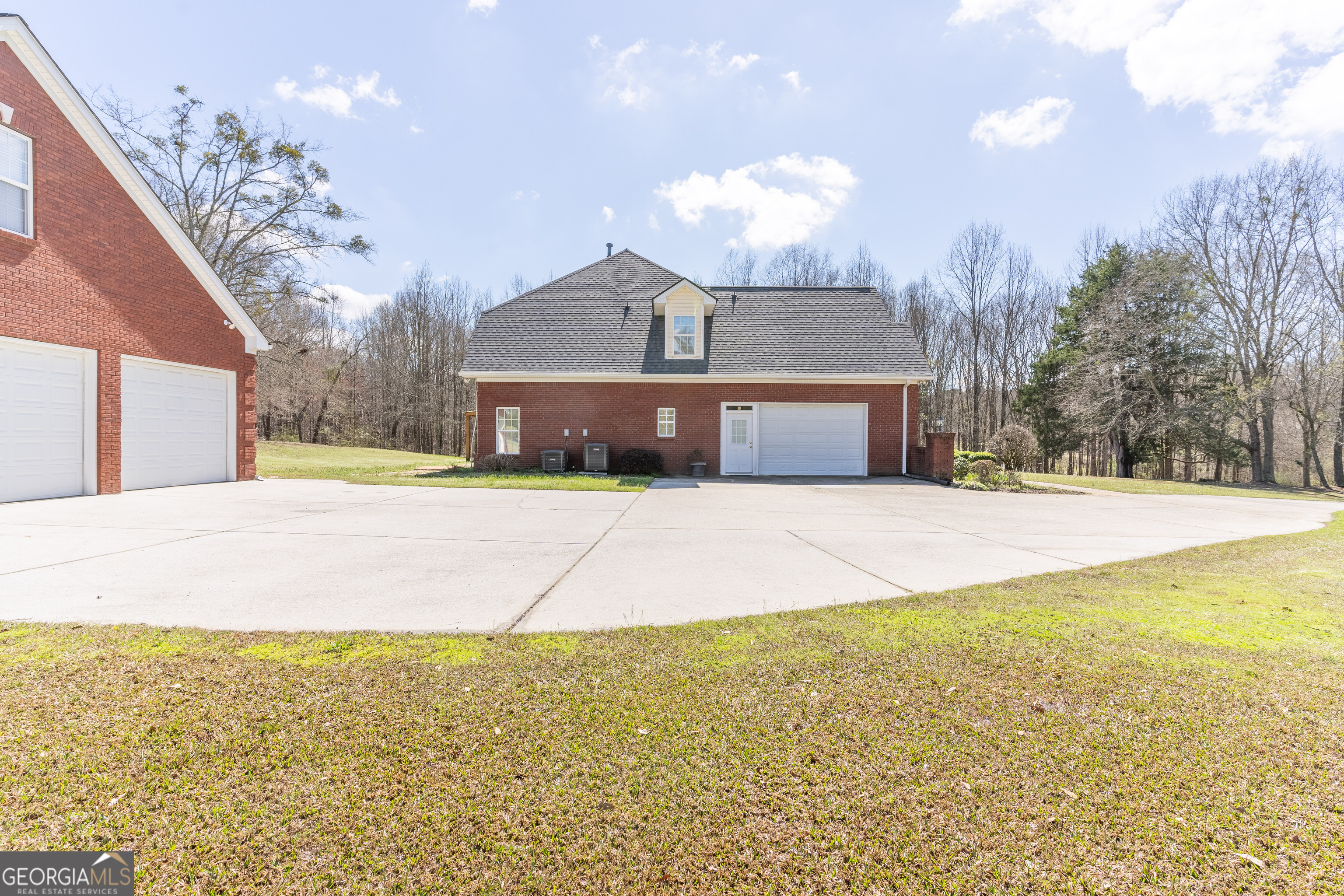2101 NE Indian Shoals Drive Loganville GA 30052