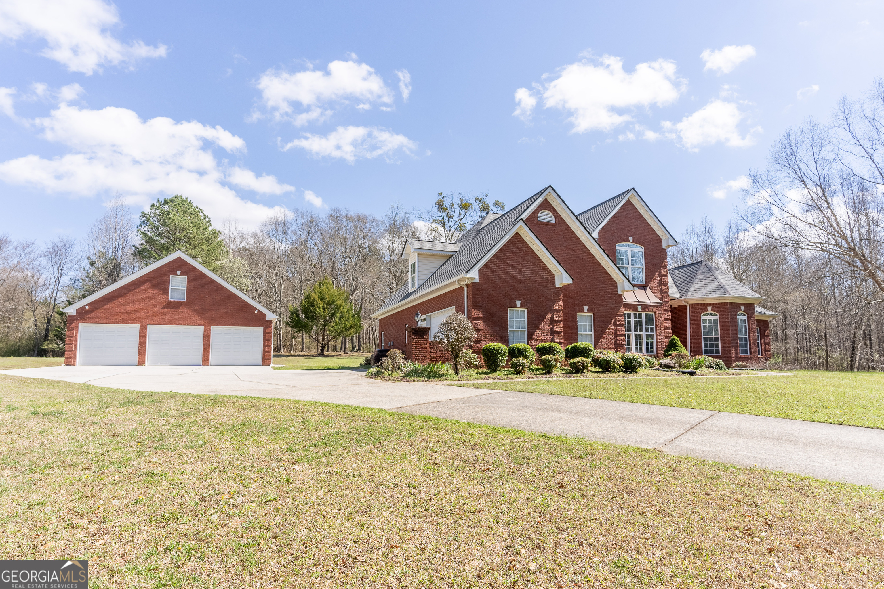 2101 NE Indian Shoals Drive Loganville GA 30052