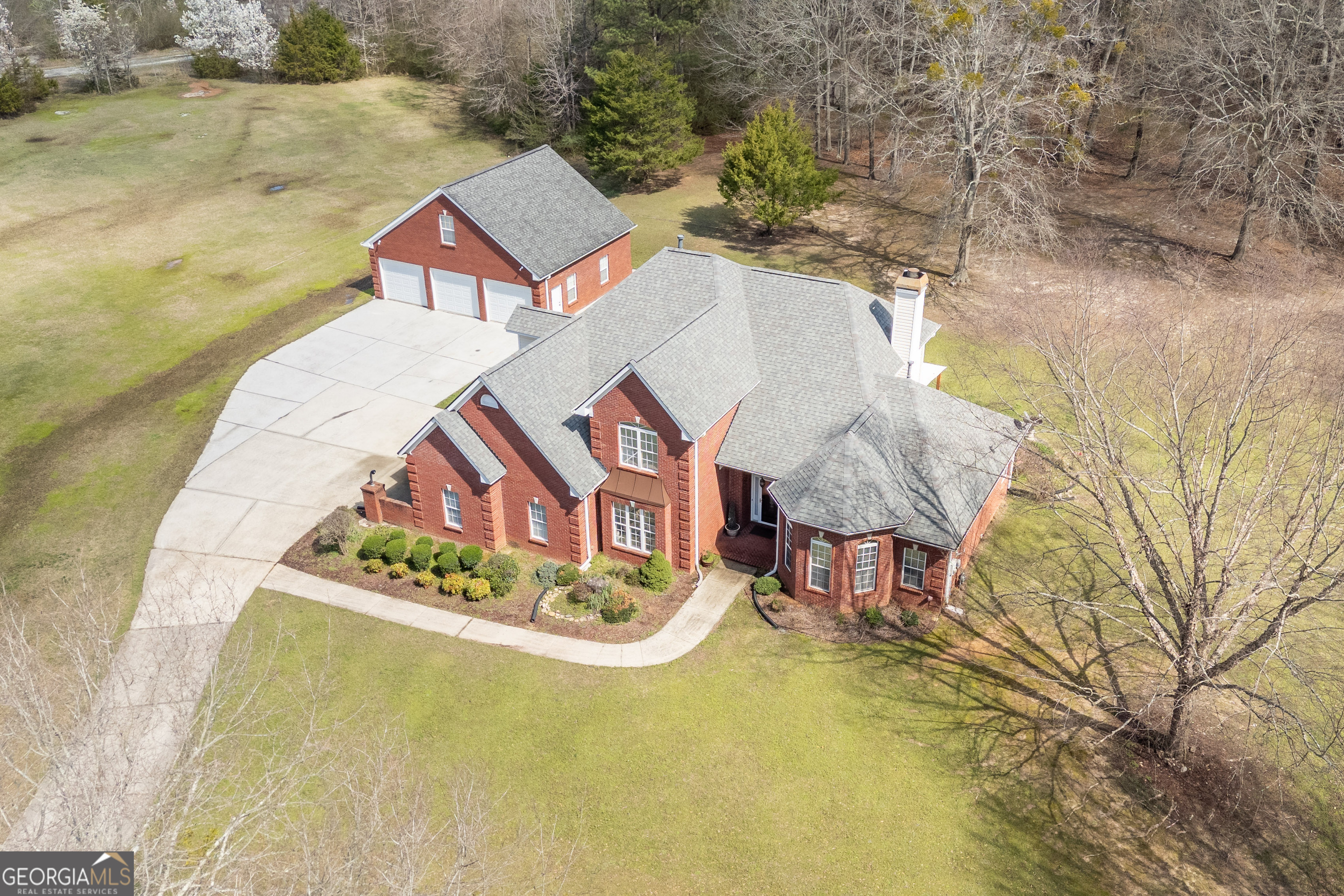 2101 NE Indian Shoals Drive Loganville GA 30052