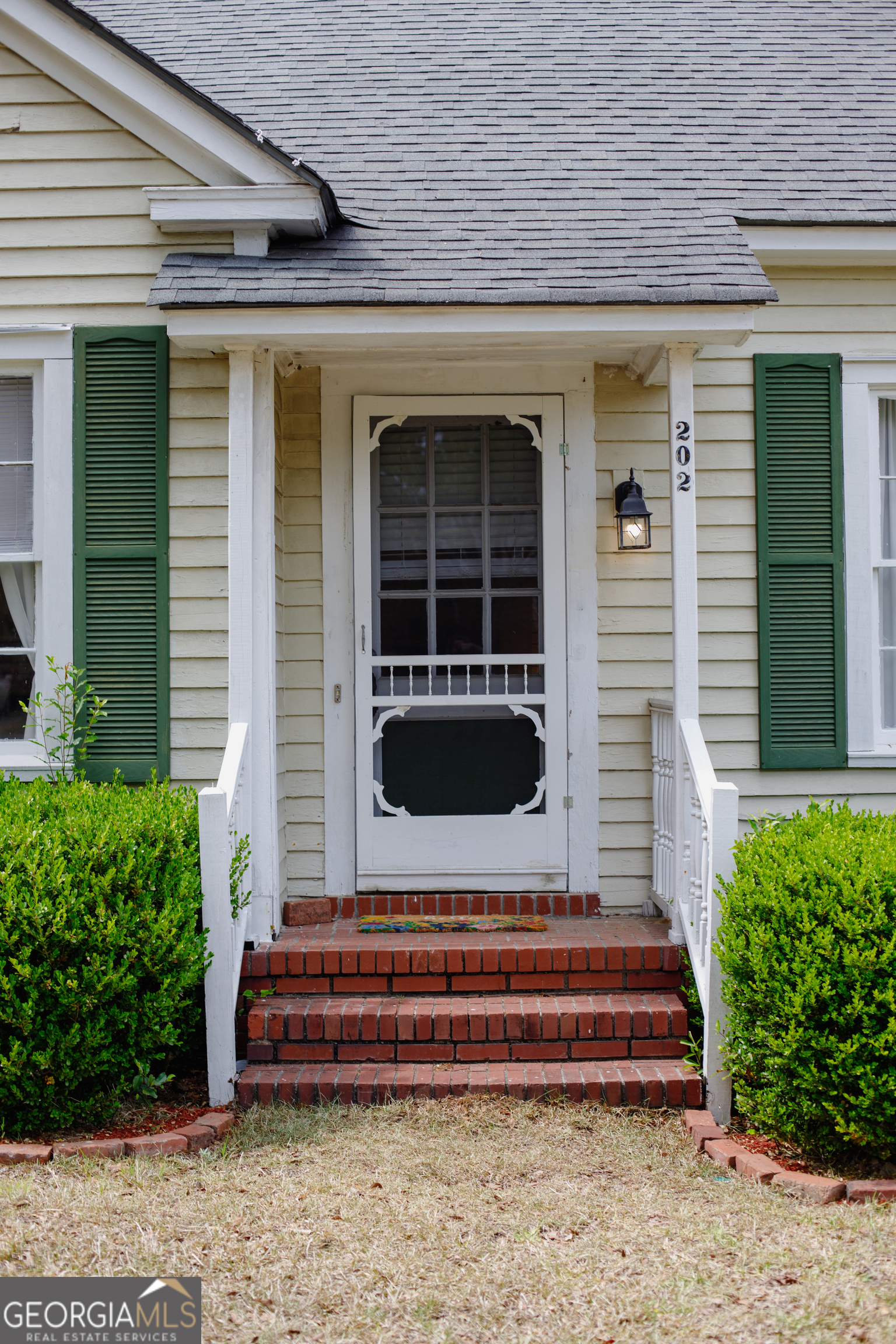 202 Hobby Avenue Sylvania GA 30467