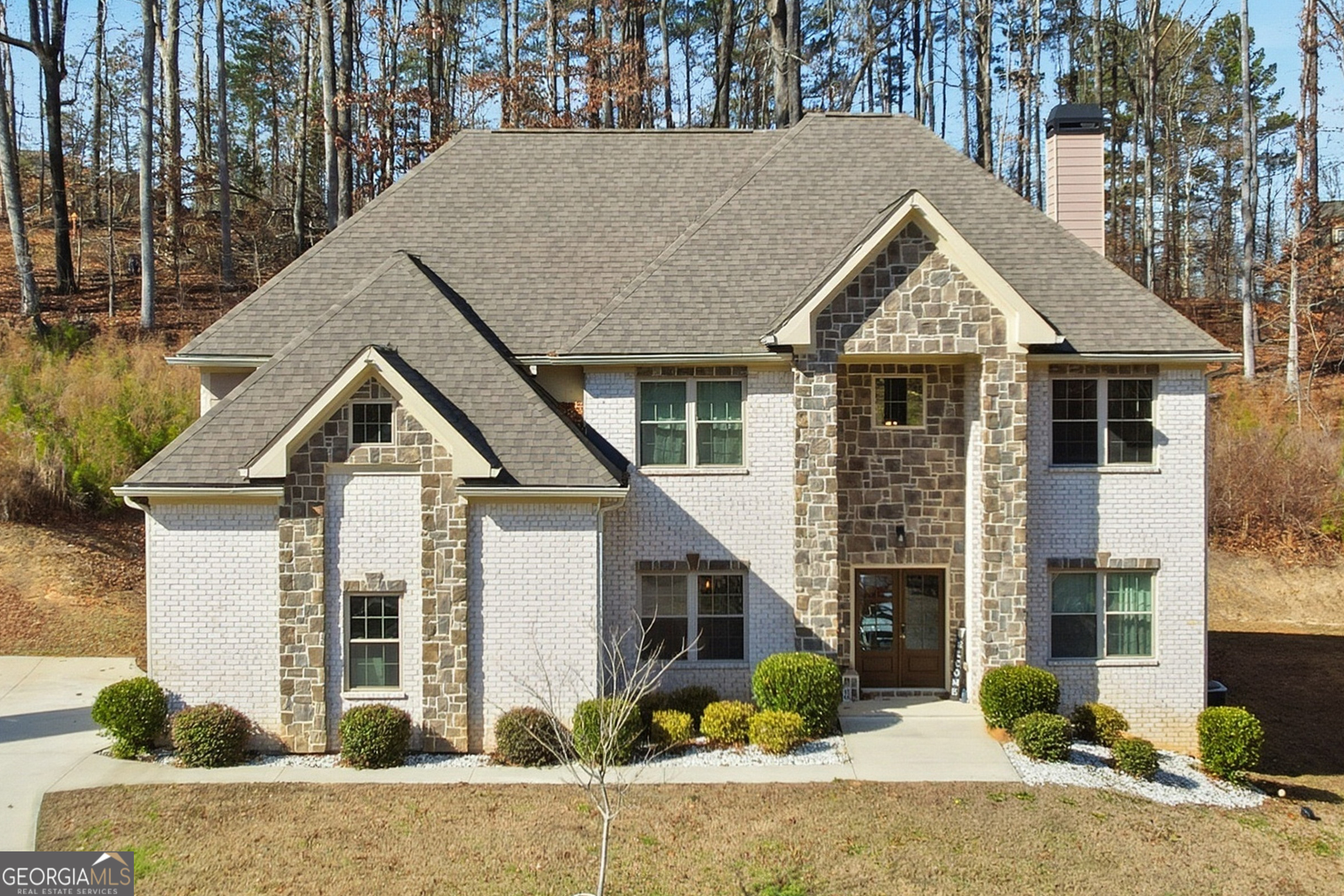 5663 Eternal Drive Atlanta GA 30349