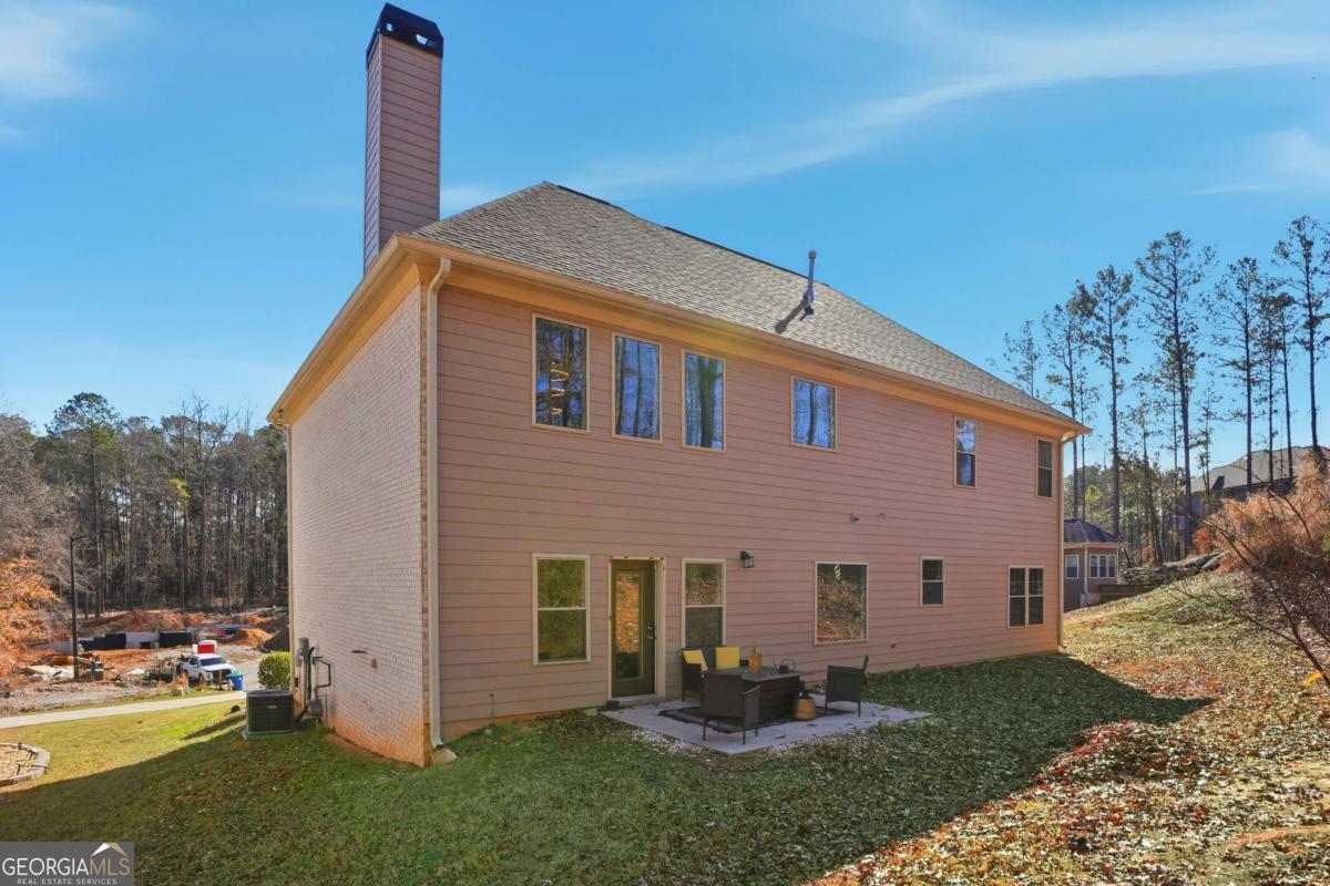 5663 Eternal Drive Atlanta GA 30349
