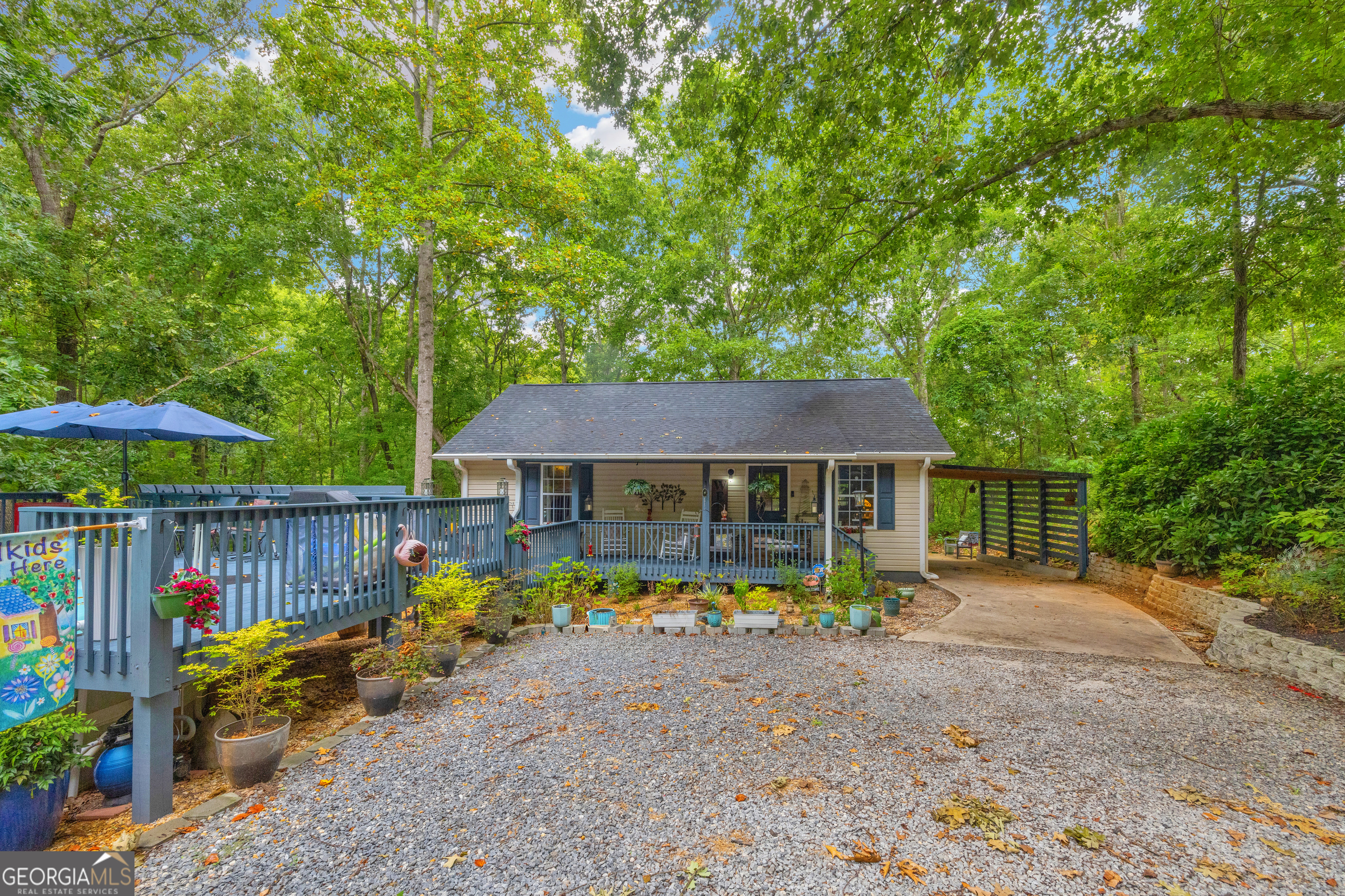26 Chief Lane Hartwell GA 30643