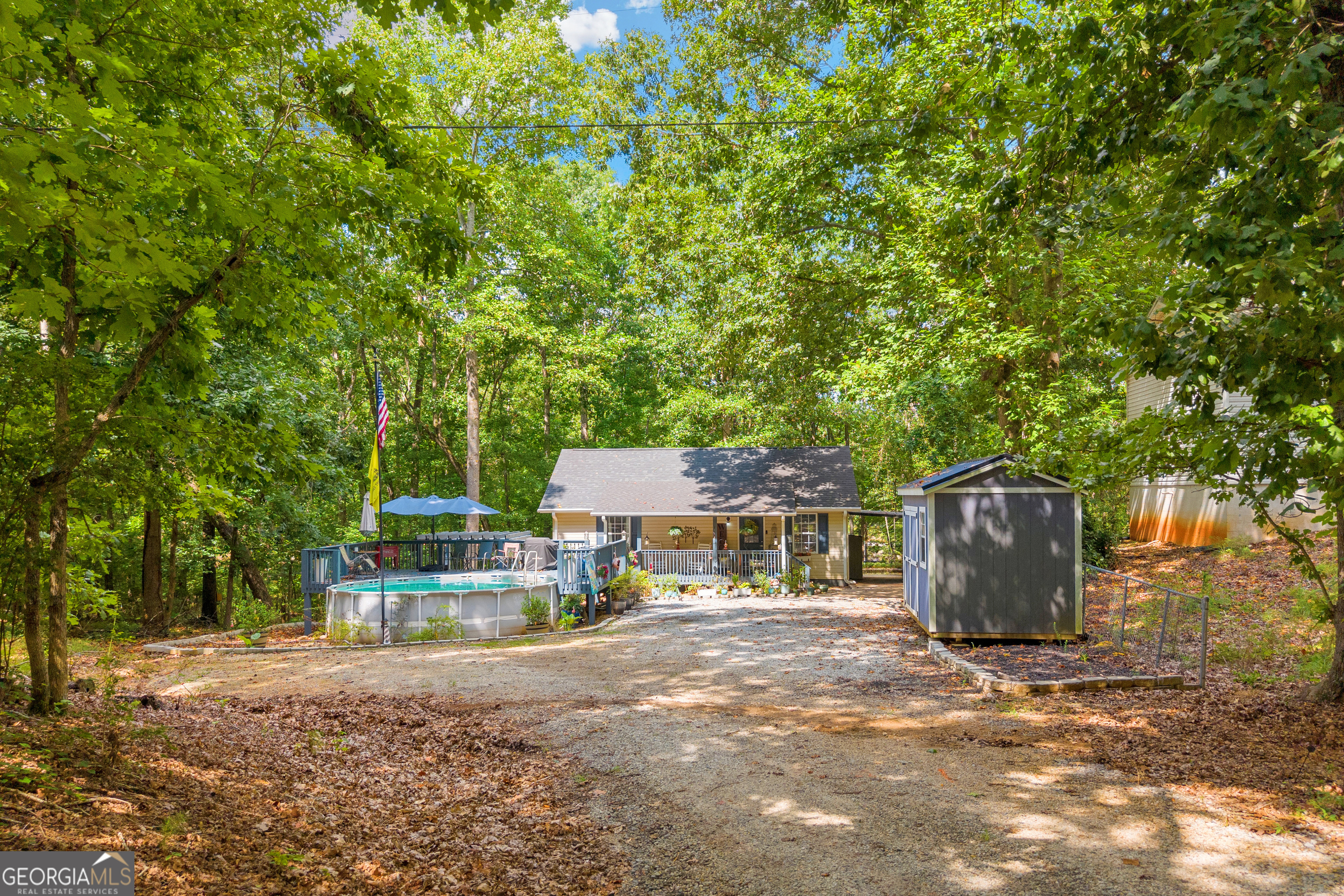 26 Chief Lane Hartwell GA 30643